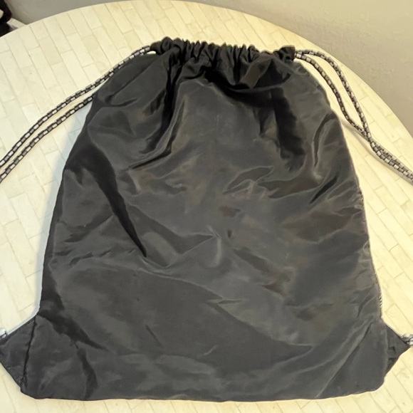 Athleta Black Patterned Drawstring Backpack - Picture 2 of 12
